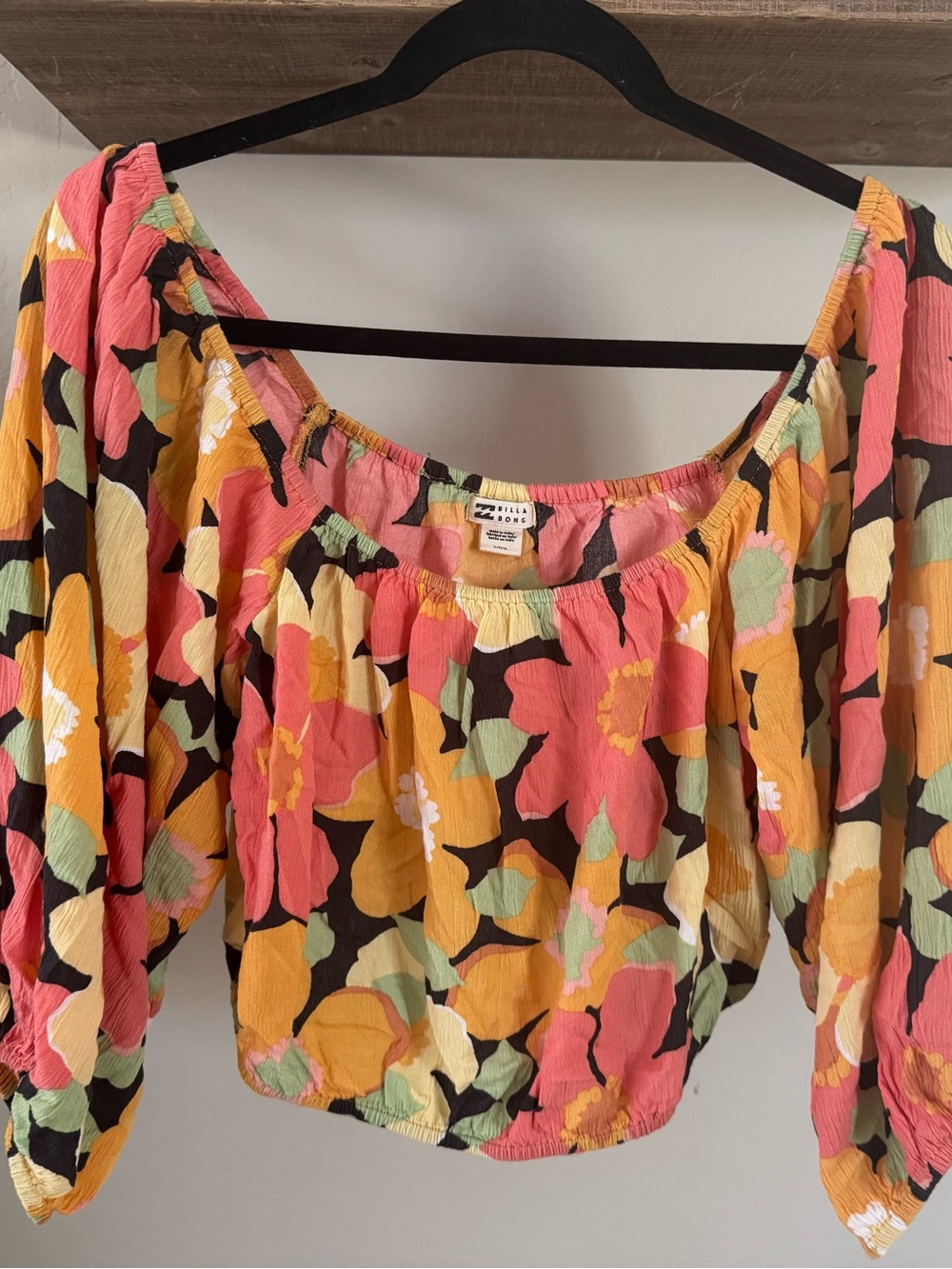 Billabong Multicolor Floral Puff-Sleeve Crop Top